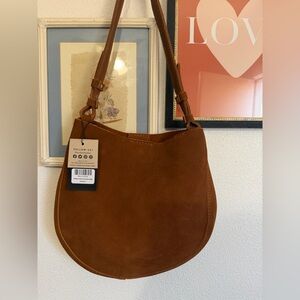 NWT Portland Leather Olivia Shoulder Medium Bag in Jackson Color